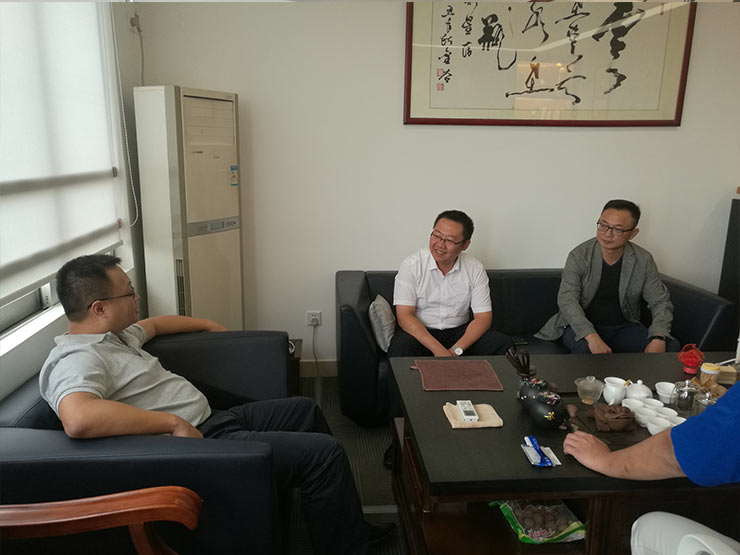 鉴黑担保网(jhdbw)·最具权威唯一维权担保平台